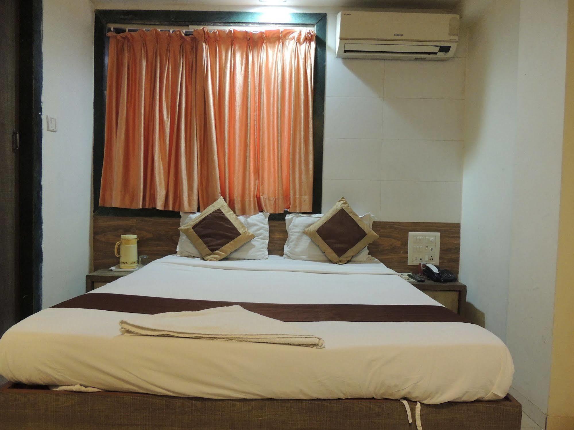 מומביי Fabhotel Galaxy Suite מראה חיצוני תמונה