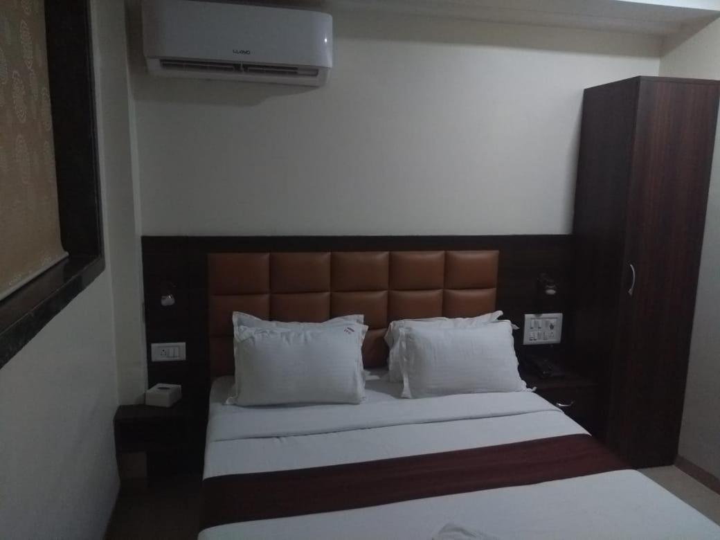 מומביי Fabhotel Galaxy Suite מראה חיצוני תמונה