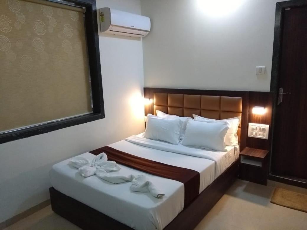 מומביי Fabhotel Galaxy Suite מראה חיצוני תמונה