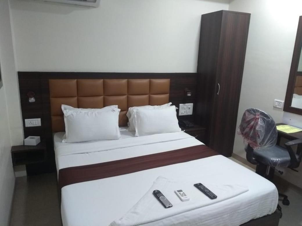 מומביי Fabhotel Galaxy Suite מראה חיצוני תמונה